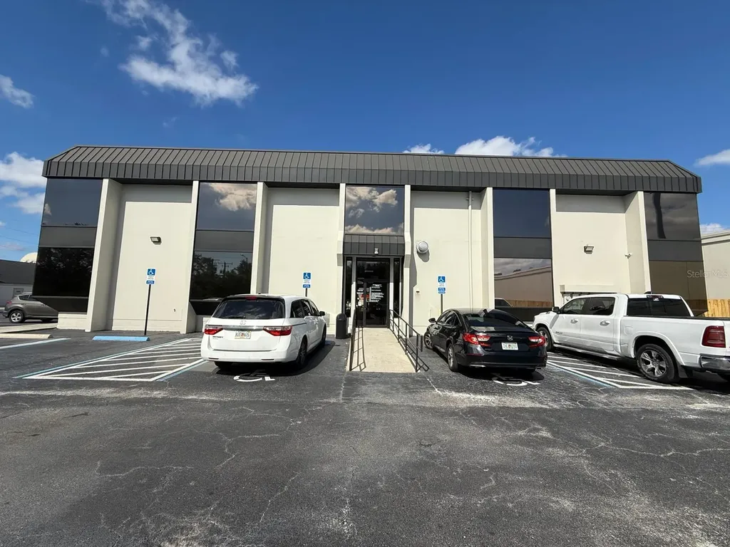 8370 W Hillsborough Avenue Tampa FL 33615