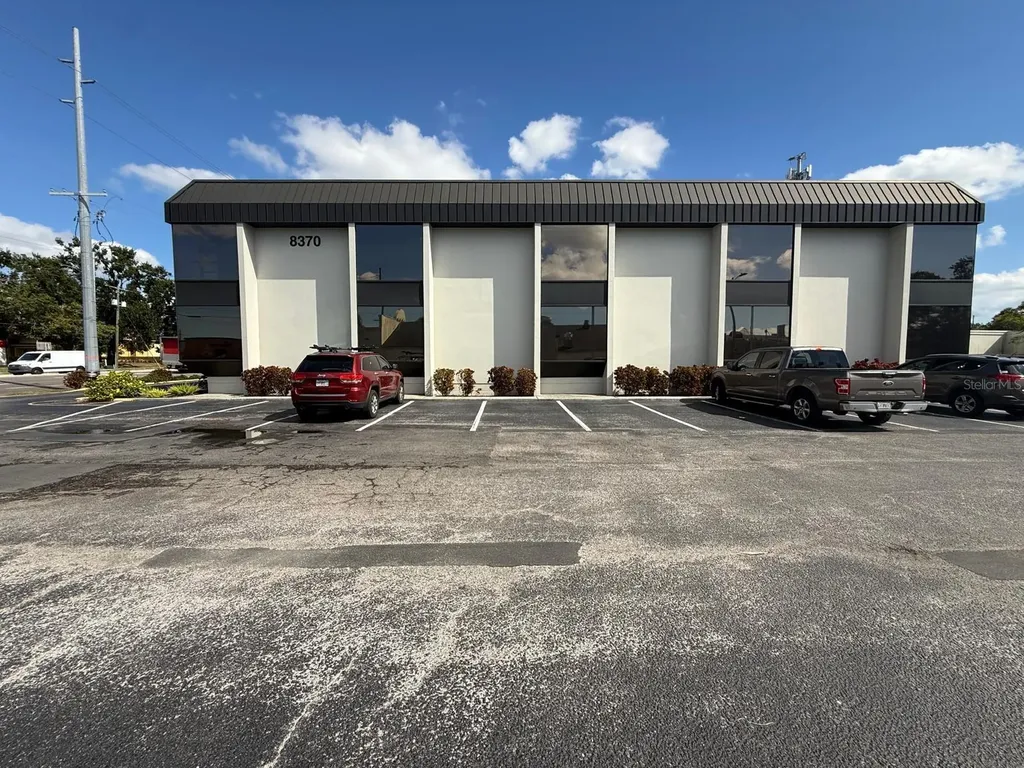 8370 W Hillsborough Avenue Tampa FL 33615