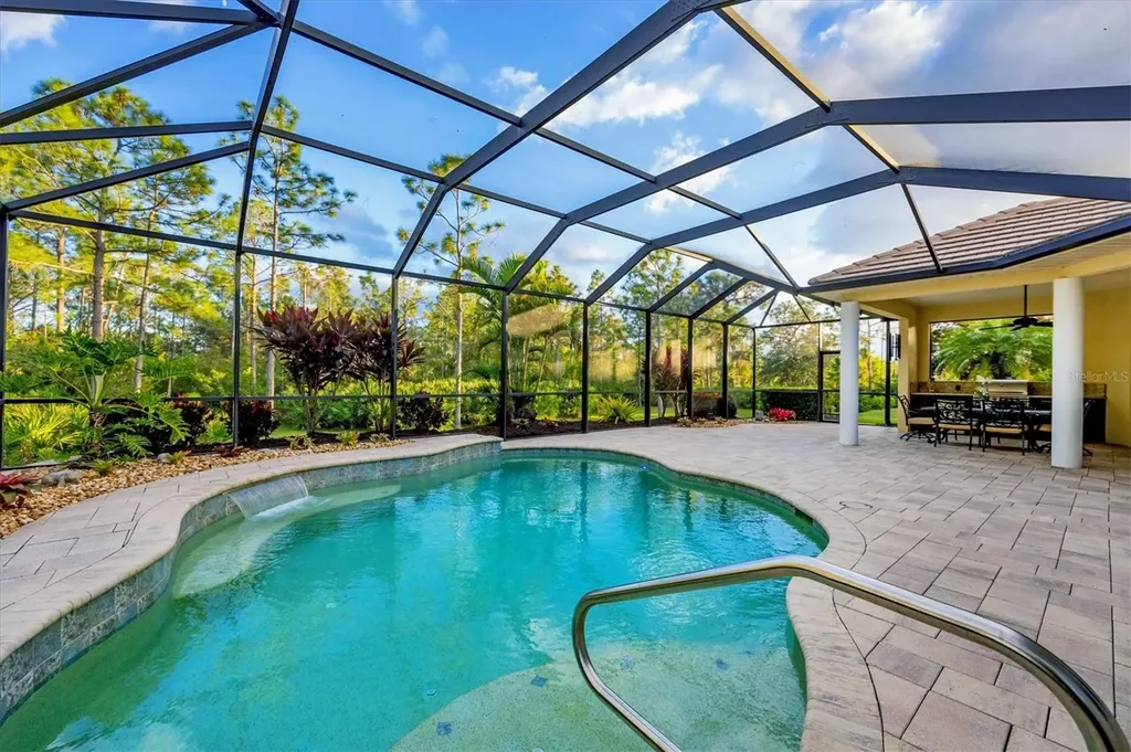 19452 Beacon Park Place Bradenton FL 34202