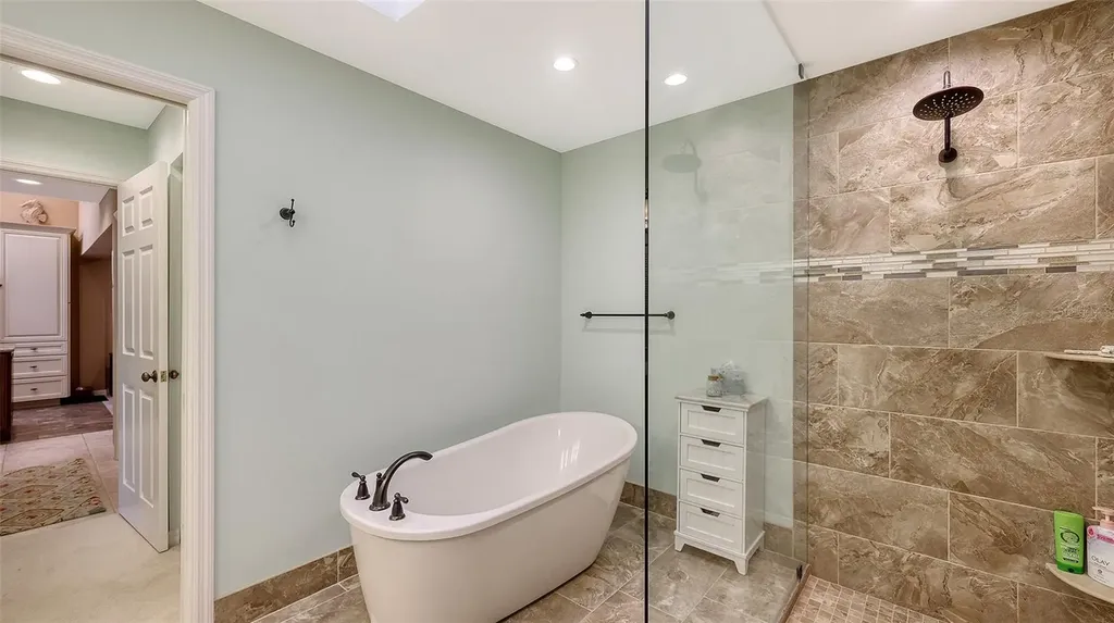2367 Harbour Oaks Drive Longboat Key FL 34228
