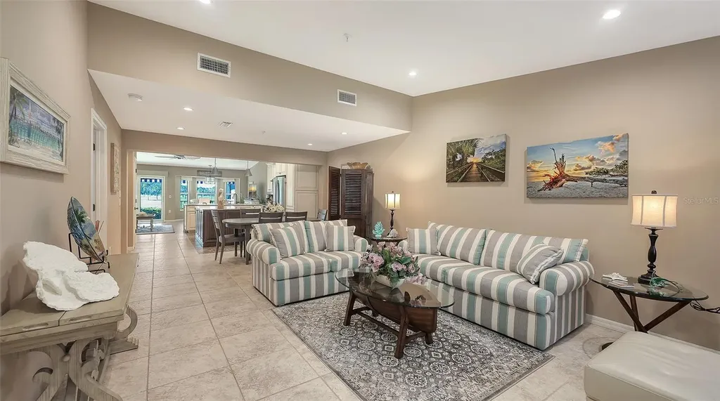 2367 Harbour Oaks Drive Longboat Key FL 34228