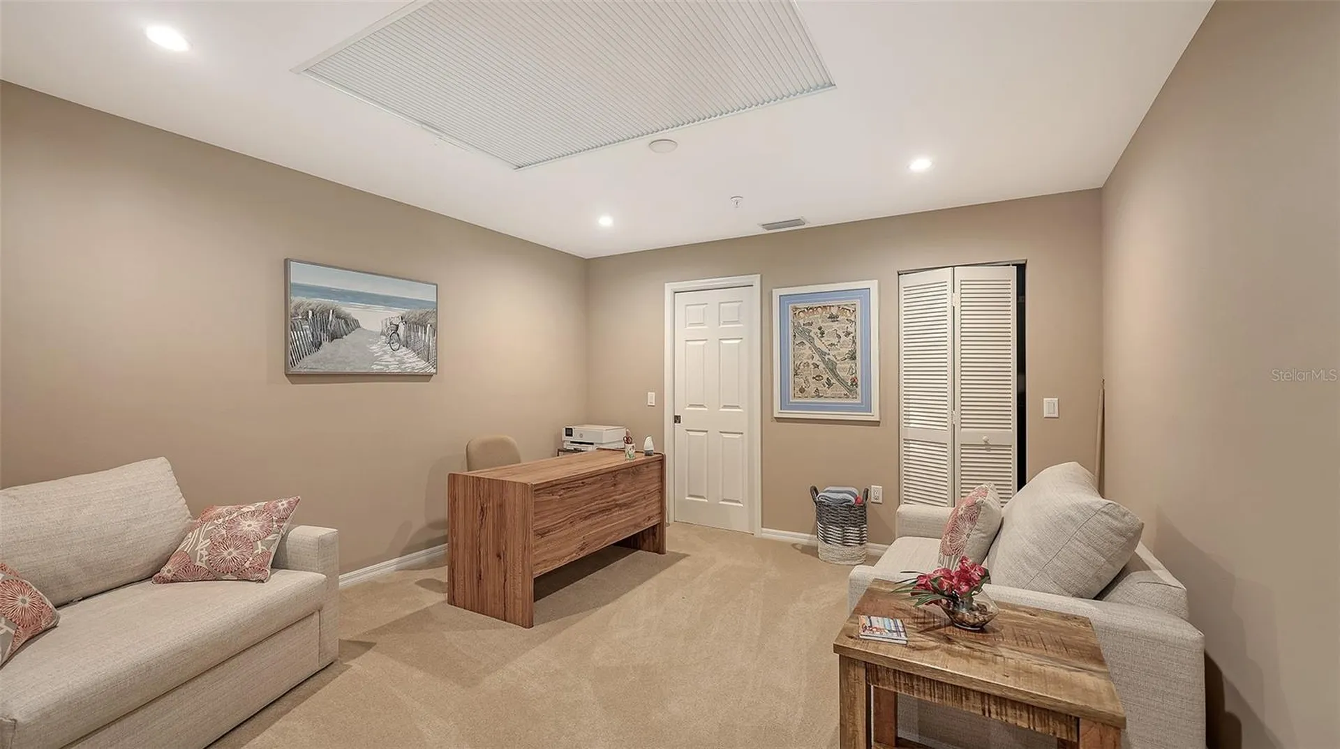 2367 Harbour Oaks Drive Longboat Key FL 34228