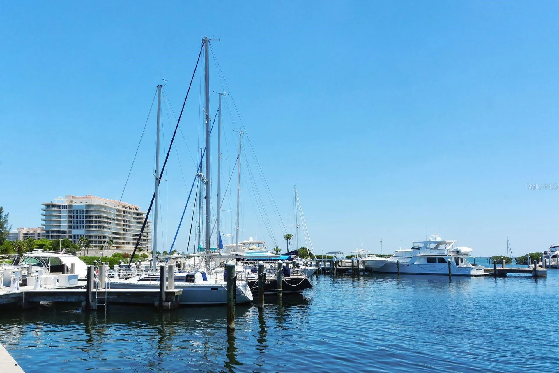 2367 Harbour Oaks Drive Longboat Key FL 34228