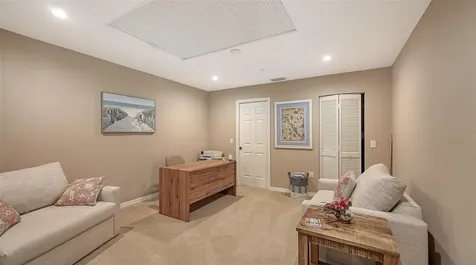 2367 Harbour Oaks Drive Longboat Key FL 34228
