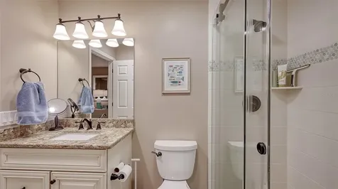 2367 Harbour Oaks Drive Longboat Key FL 34228