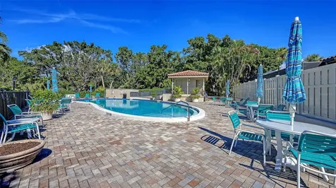 2367 Harbour Oaks Drive Longboat Key FL 34228
