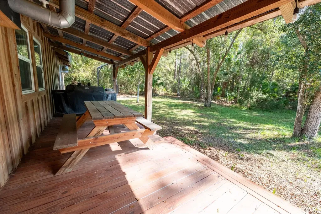 6550 SW 100th Court Cedar Key FL 32625