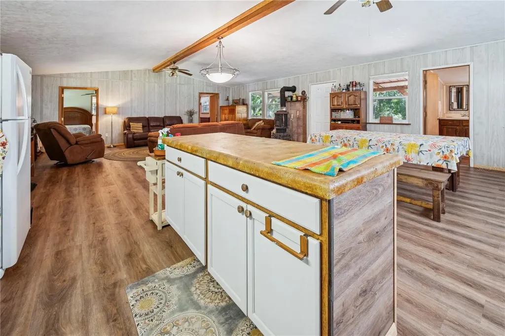 6550 SW 100th Court Cedar Key FL 32625