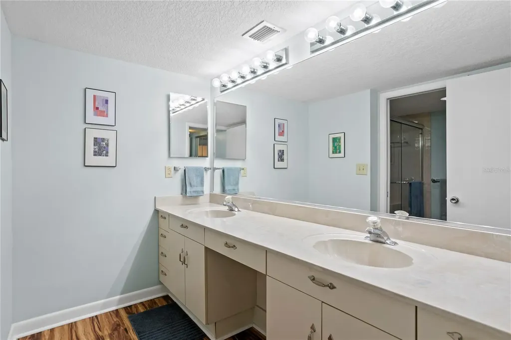450 Treasure Island Causeway Treasure Island FL 33706