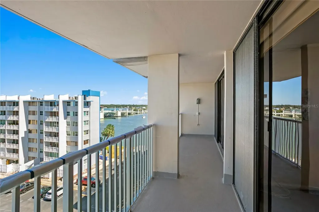 450 Treasure Island Causeway Treasure Island FL 33706