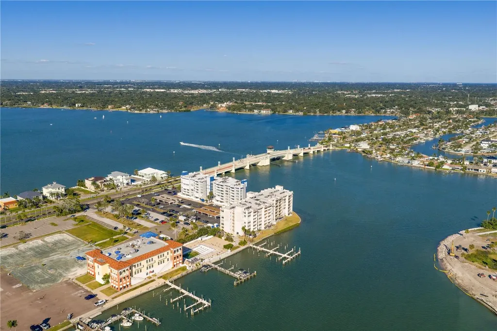 450 Treasure Island Causeway Treasure Island FL 33706