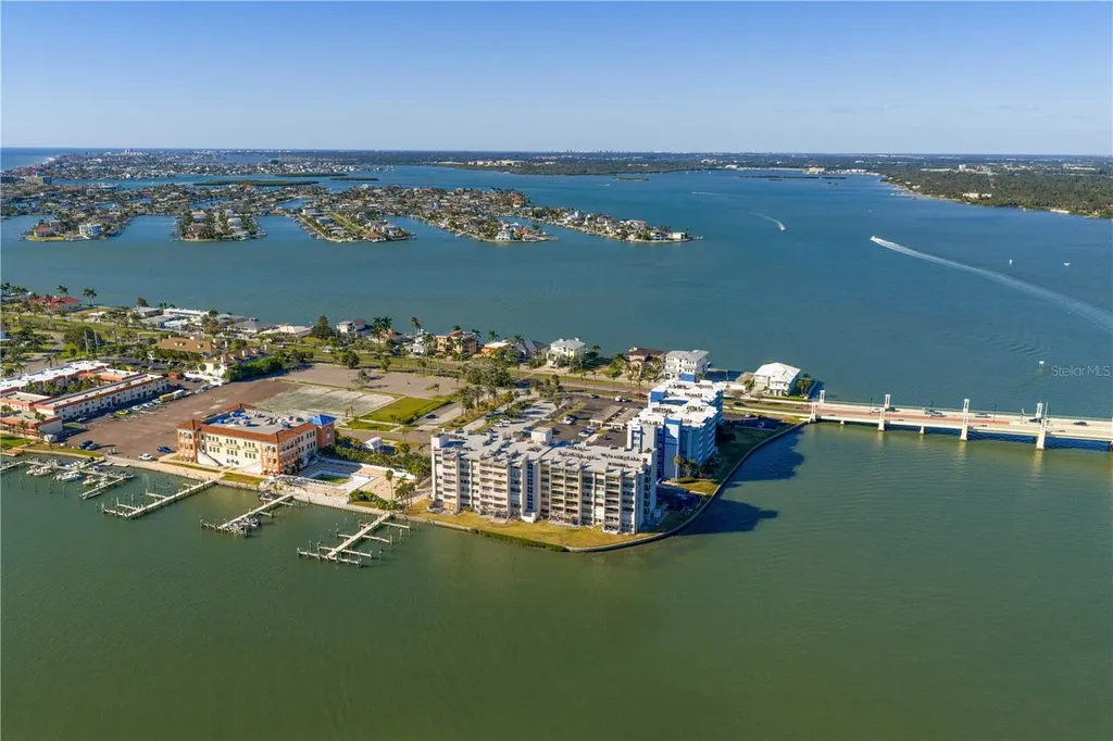 450 Treasure Island Causeway Treasure Island FL 33706