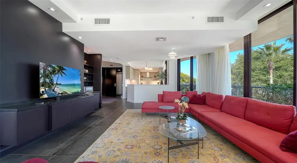 415 L Ambiance Drive Longboat Key FL 34228