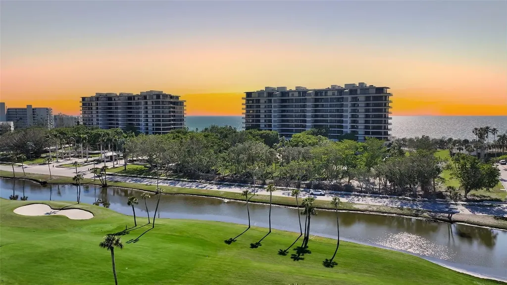 415 L Ambiance Drive Longboat Key FL 34228