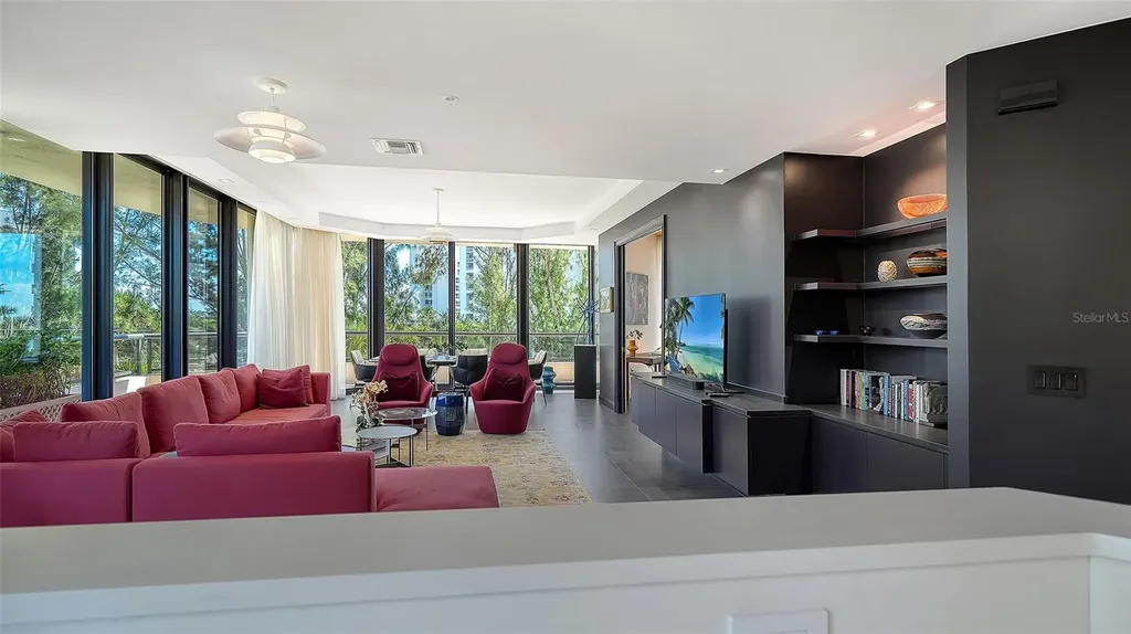 415 L Ambiance Drive Longboat Key FL 34228