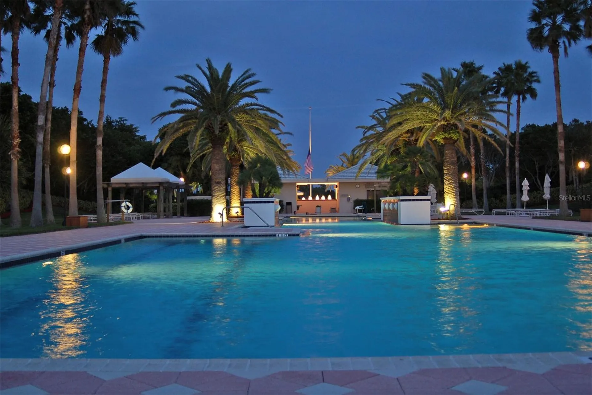 415 L Ambiance Drive Longboat Key FL 34228