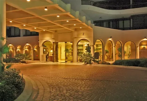 415 L Ambiance Drive Longboat Key FL 34228