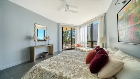 415 L Ambiance Drive Longboat Key FL 34228