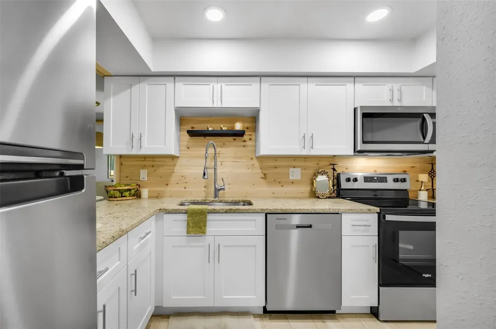2900 Lichen Lane Clearwater FL 33760