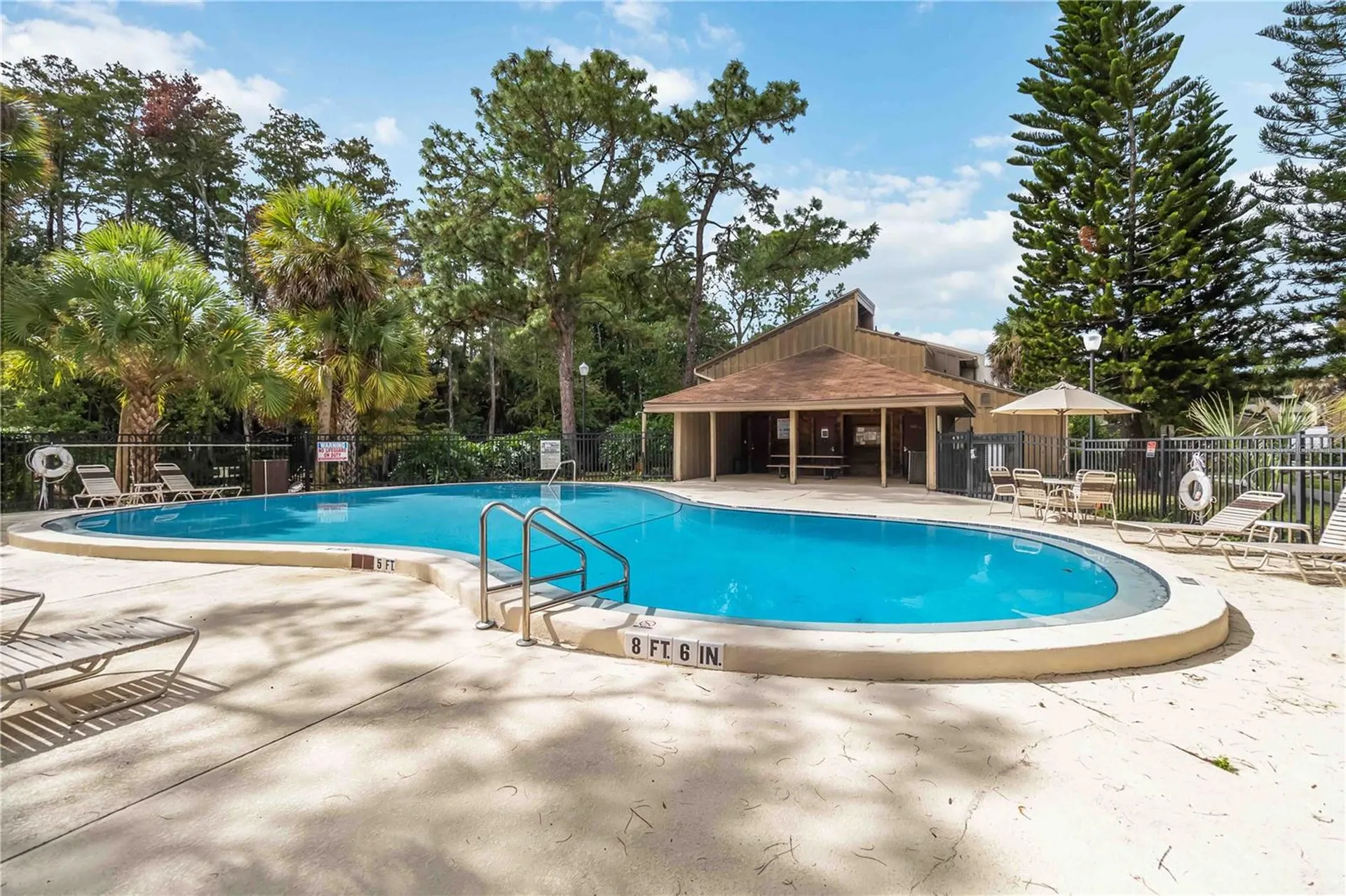 5493 Pine Creek Drive Orlando FL 32811