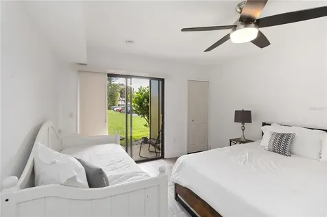 5493 Pine Creek Drive Orlando FL 32811
