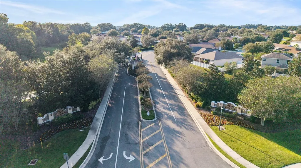 5094 NE 122nd Boulevard Oxford FL 34484
