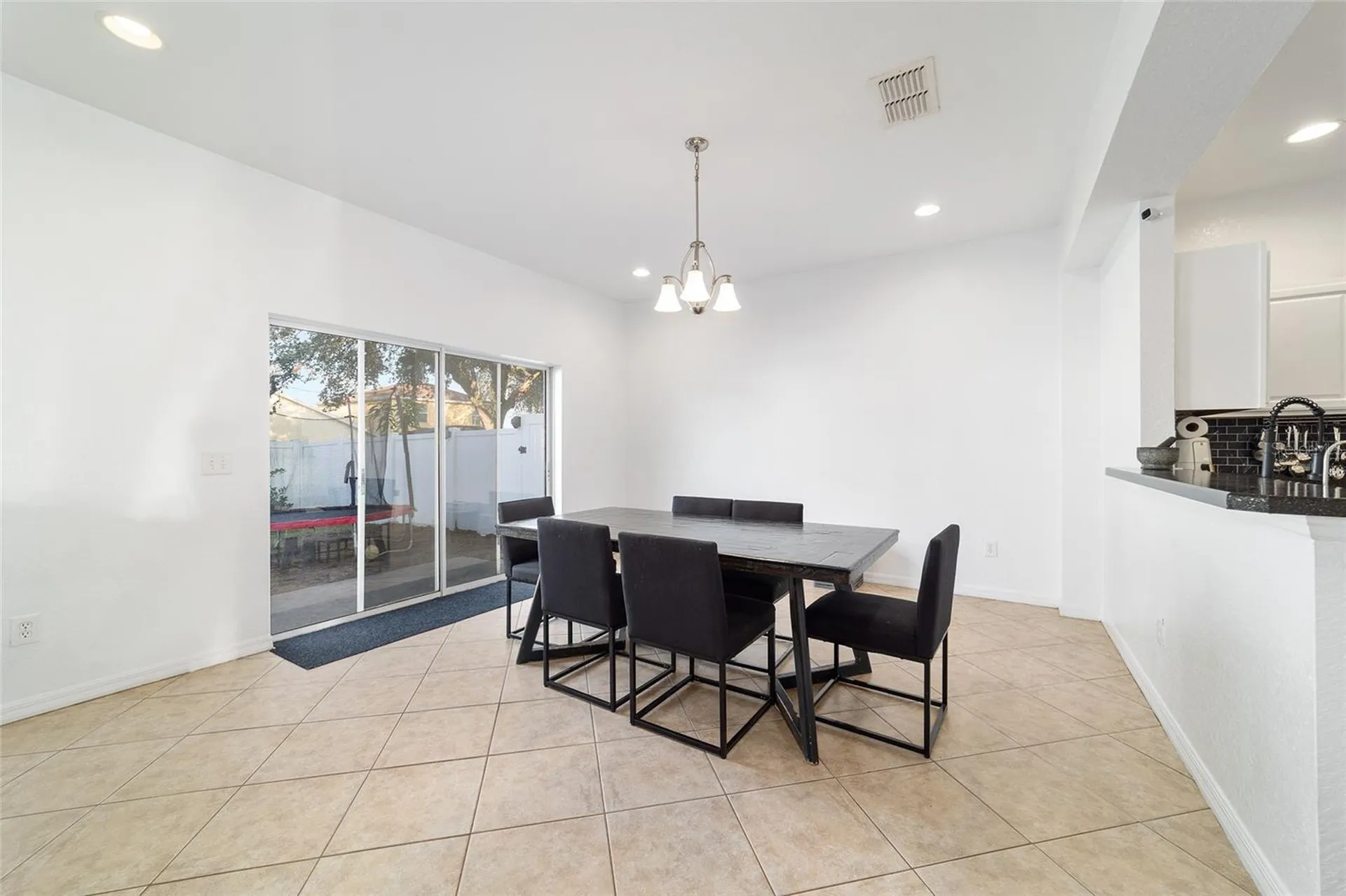 5094 NE 122nd Boulevard Oxford FL 34484