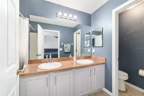 5094 NE 122nd Boulevard Oxford FL 34484