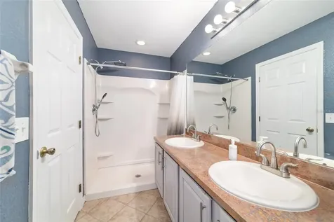 5094 NE 122nd Boulevard Oxford FL 34484
