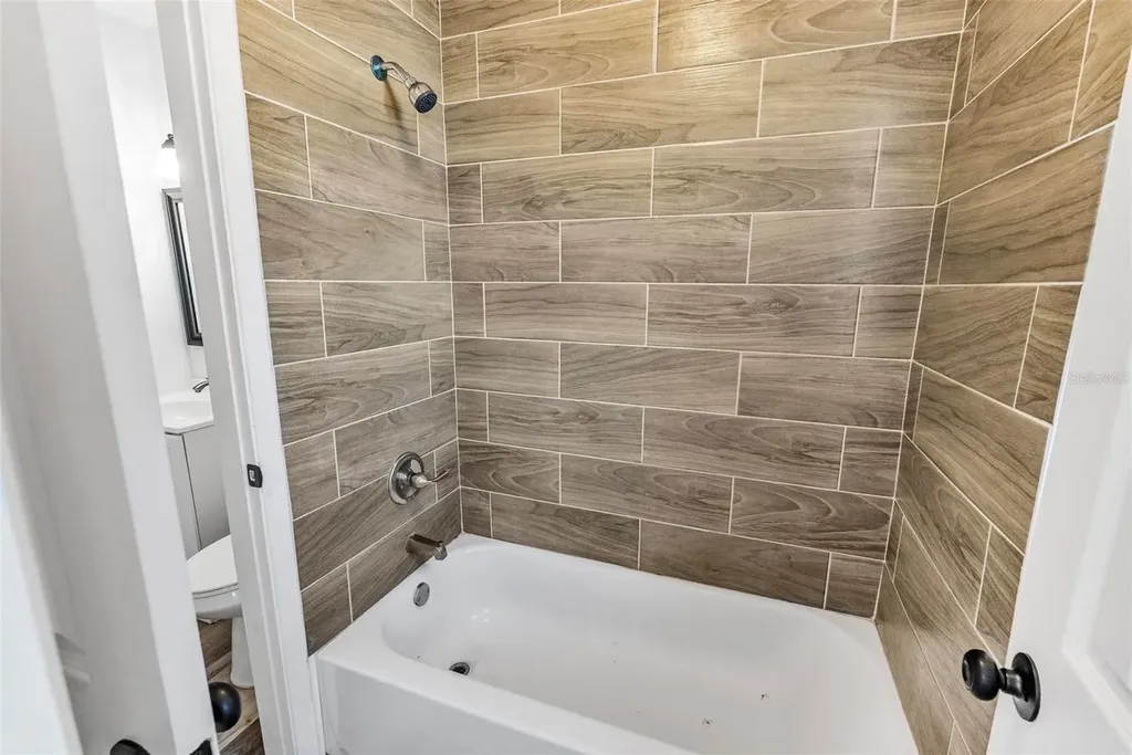 1598 3rd Street Daytona Beach FL 32117