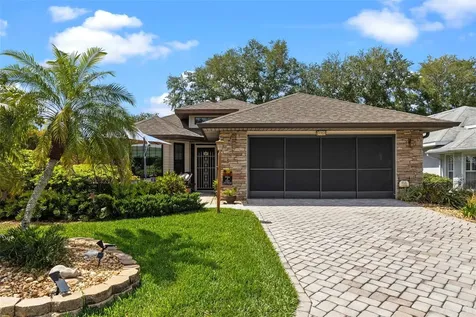 21701 King John Street Leesburg FL 34748