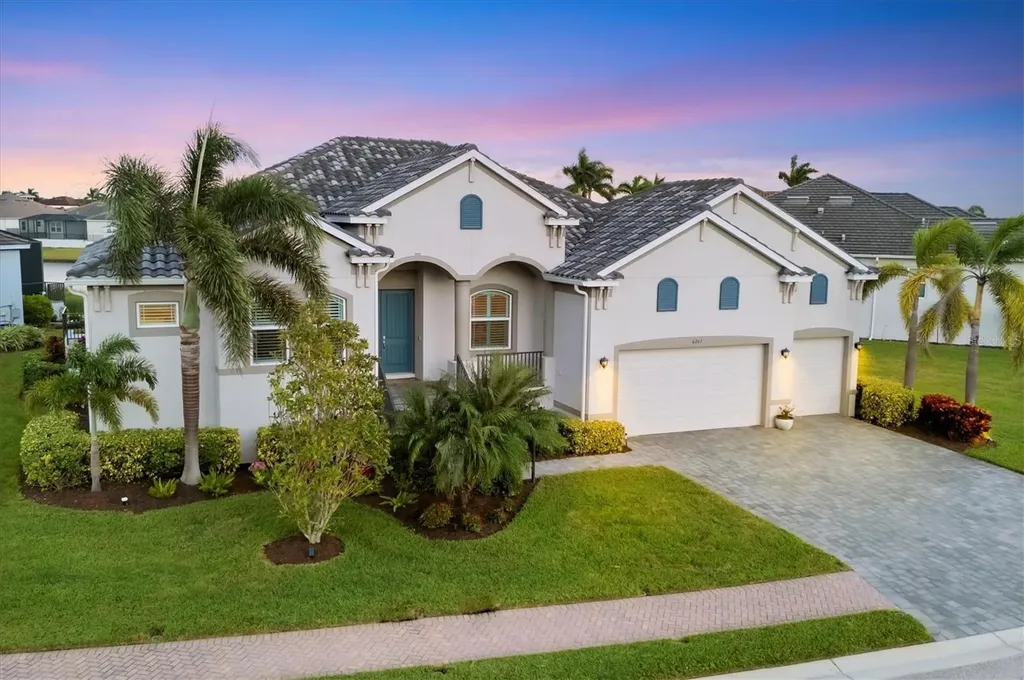 6261 Champions Row Street Bradenton FL 34210