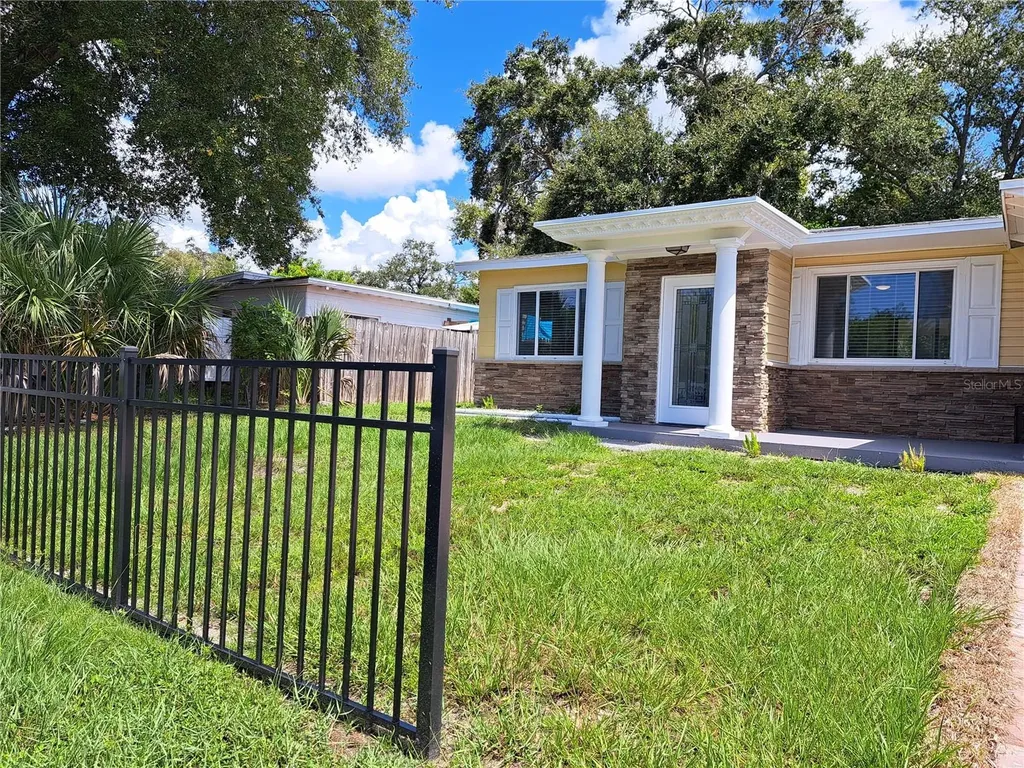 844 67th Street S South Pasadena FL 33707