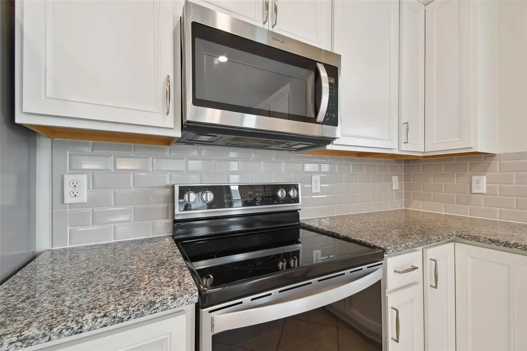 10050 Brown Burrow Street Orlando FL 32829