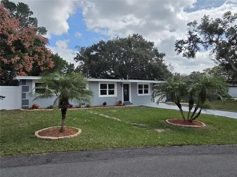 108 Martha Street Auburndale FL 33823