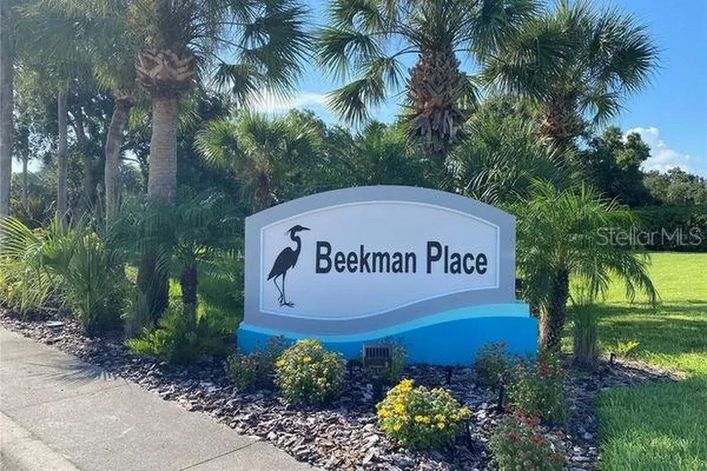 4683 Winston Lane N Sarasota FL 34235