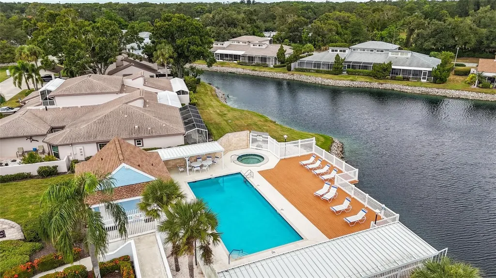 4683 Winston Lane N Sarasota FL 34235