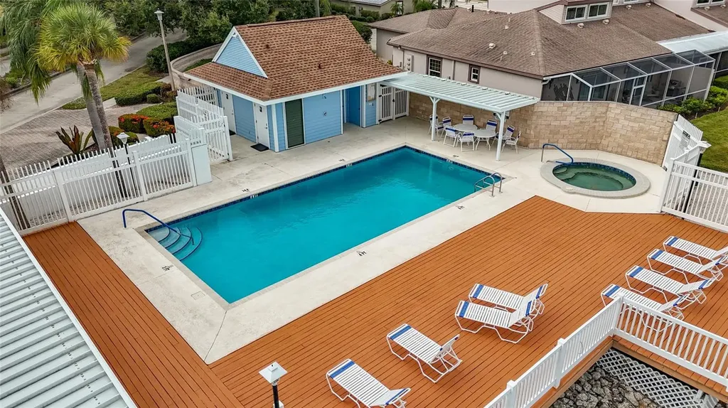 4683 Winston Lane N Sarasota FL 34235