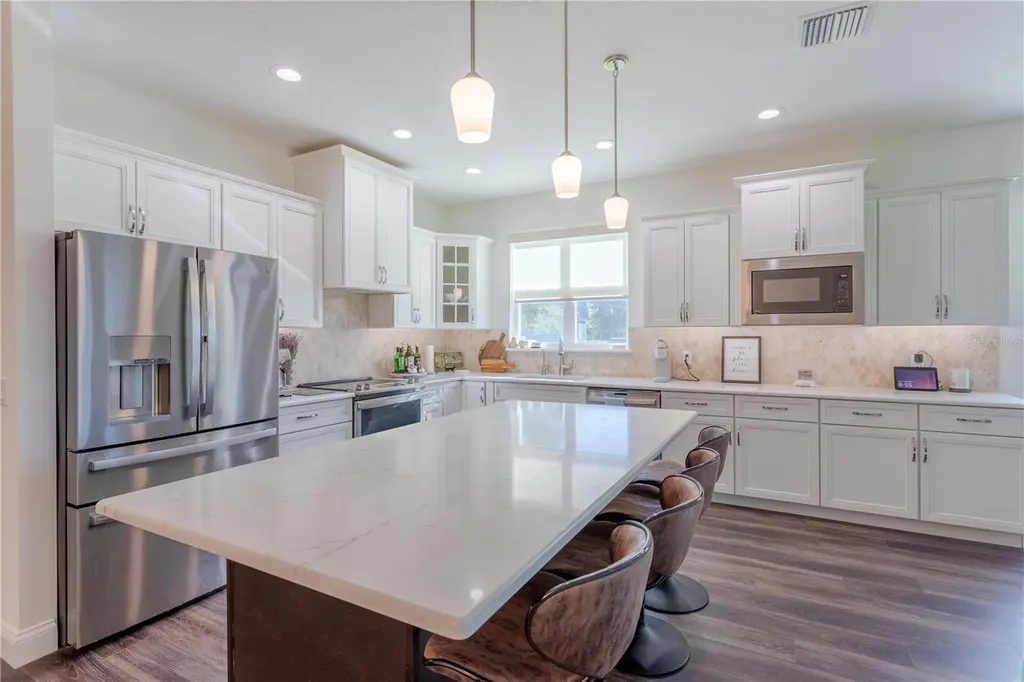 30501 Island Club Drive Tavares FL 32778