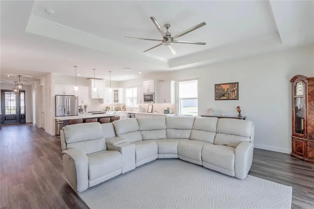 30501 Island Club Drive Tavares FL 32778