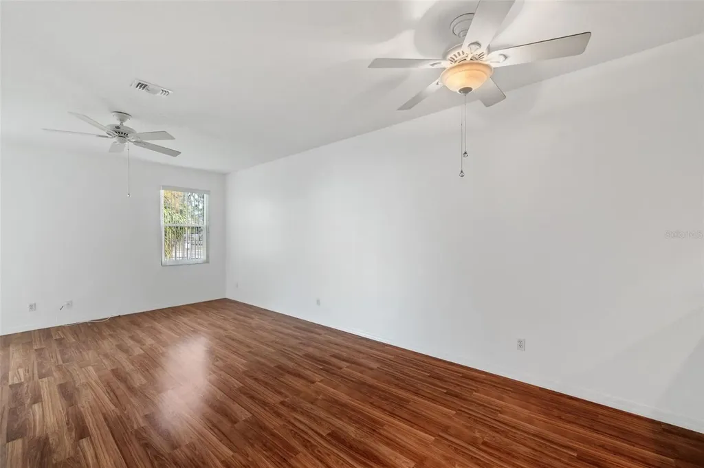 6400 46th Avenue N Kenneth City FL 33709