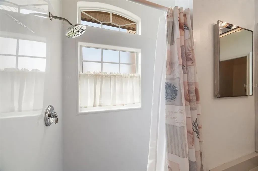 6400 46th Avenue N Kenneth City FL 33709