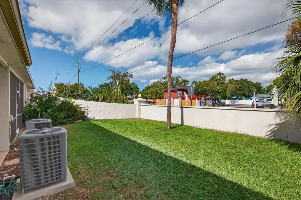 6400 46th Avenue N Kenneth City FL 33709