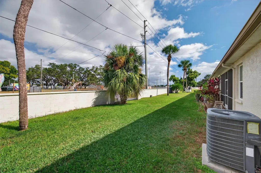 6400 46th Avenue N Kenneth City FL 33709