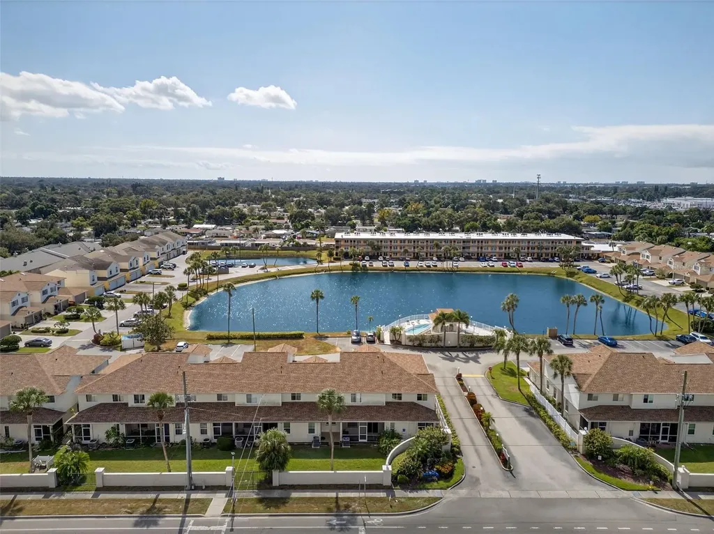 6400 46th Avenue N Kenneth City FL 33709