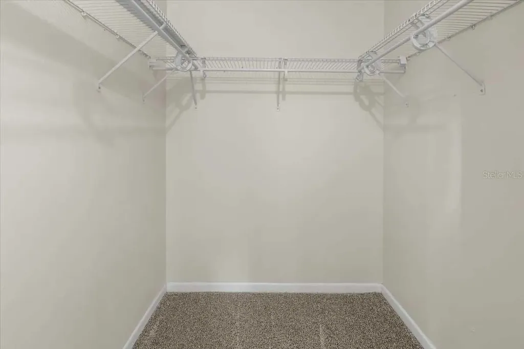 1127 Pine Ridge Circle W Tarpon Springs FL 34688
