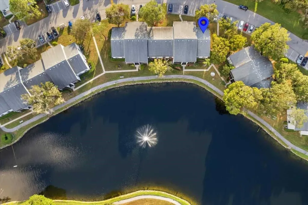 1127 Pine Ridge Circle W Tarpon Springs FL 34688