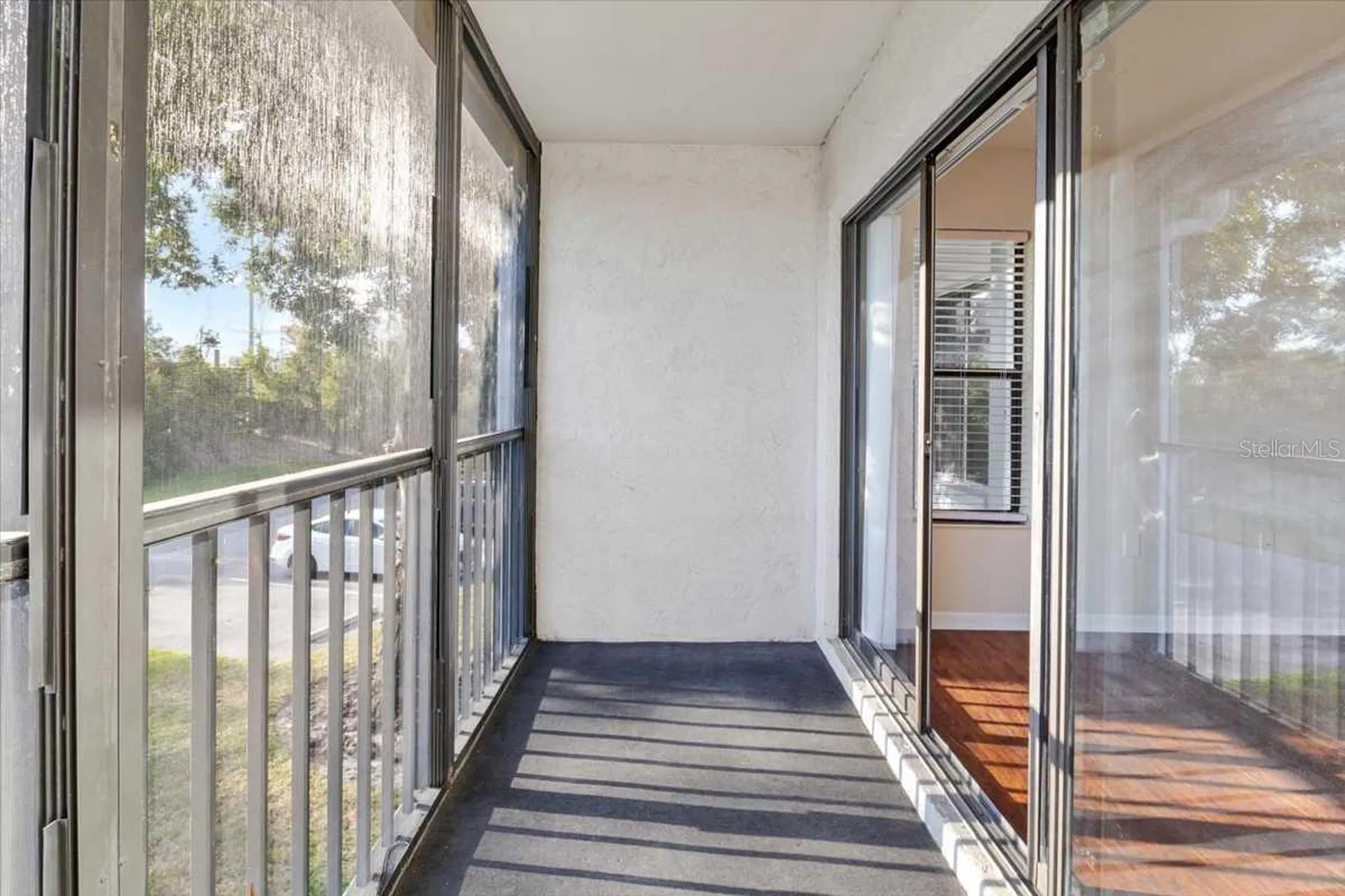 1127 Pine Ridge Circle W Tarpon Springs FL 34688