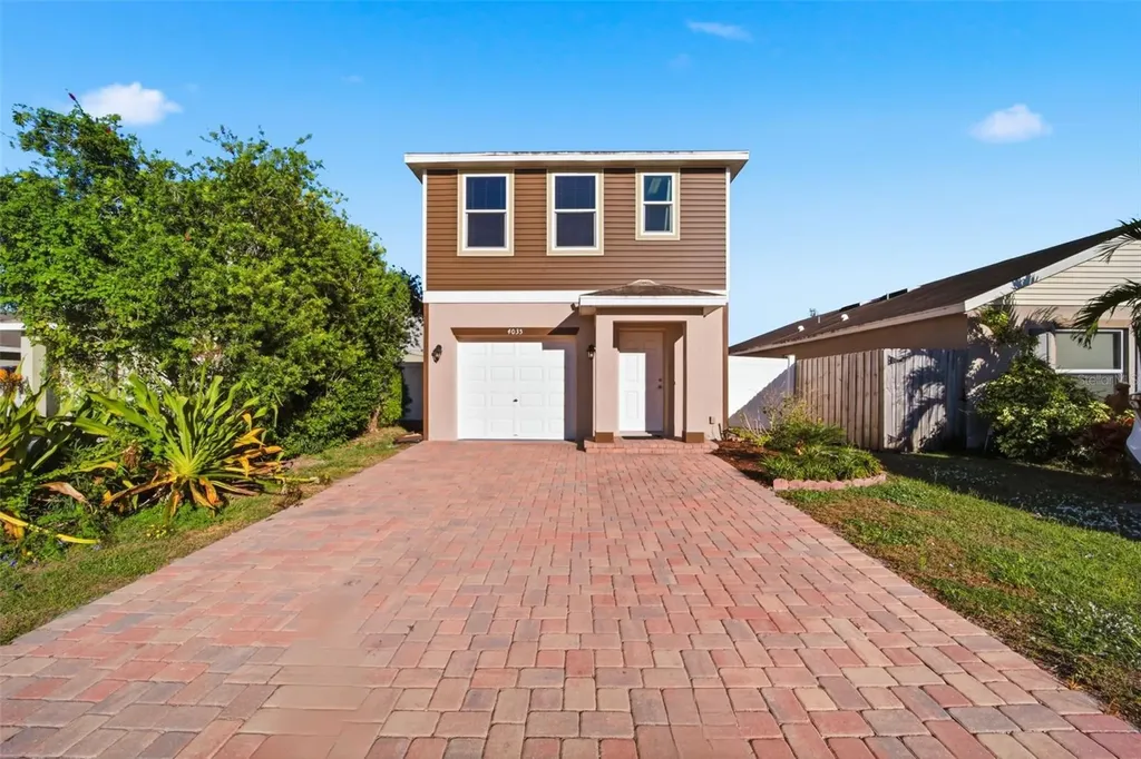 4035 11th Street E Bradenton FL 34208