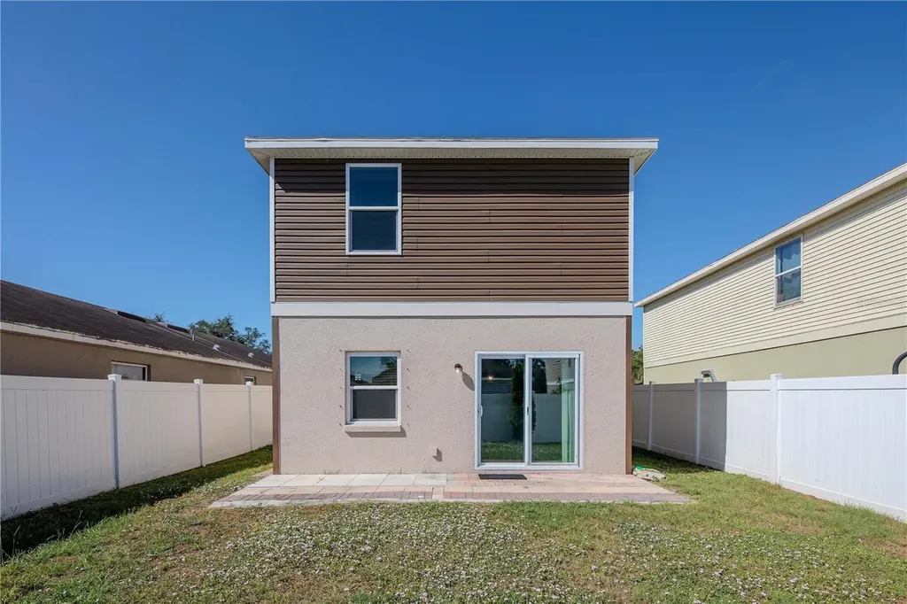 4035 11th Street E Bradenton FL 34208
